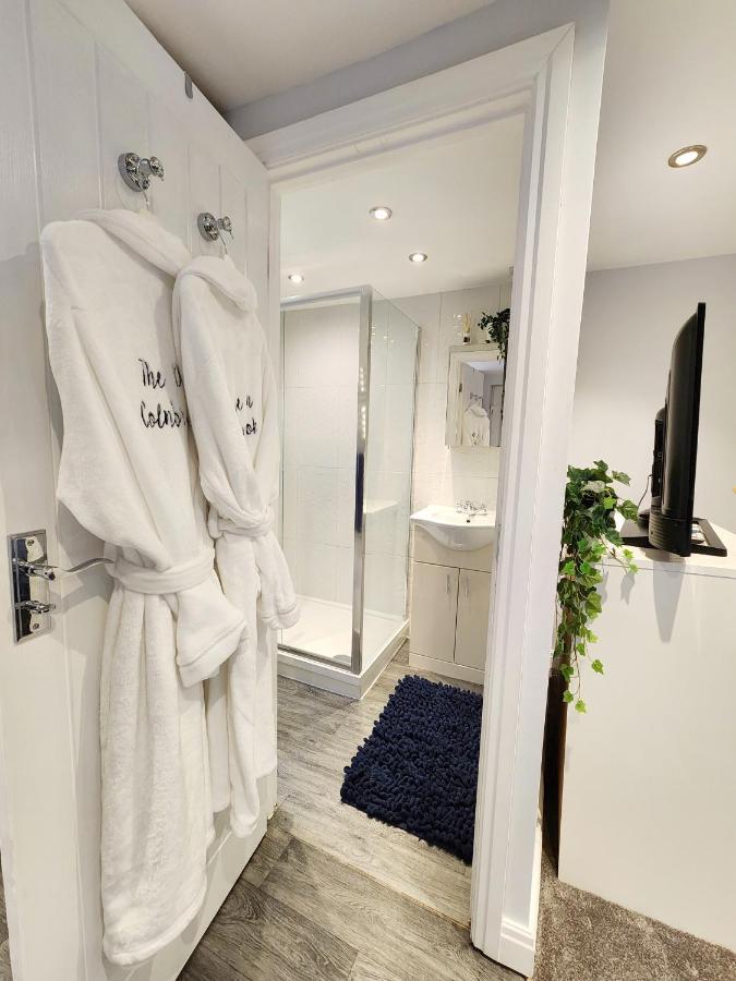 Studio Apartment The Den Colnbrook Zewnętrze zdjęcie